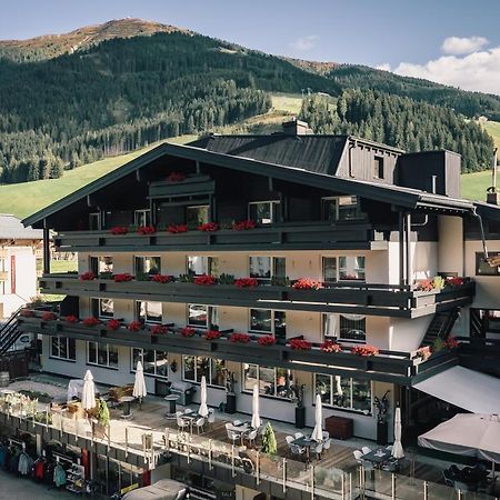 Der Gollinger Hotell Saalbach-Hinterglemm Exteriör bild