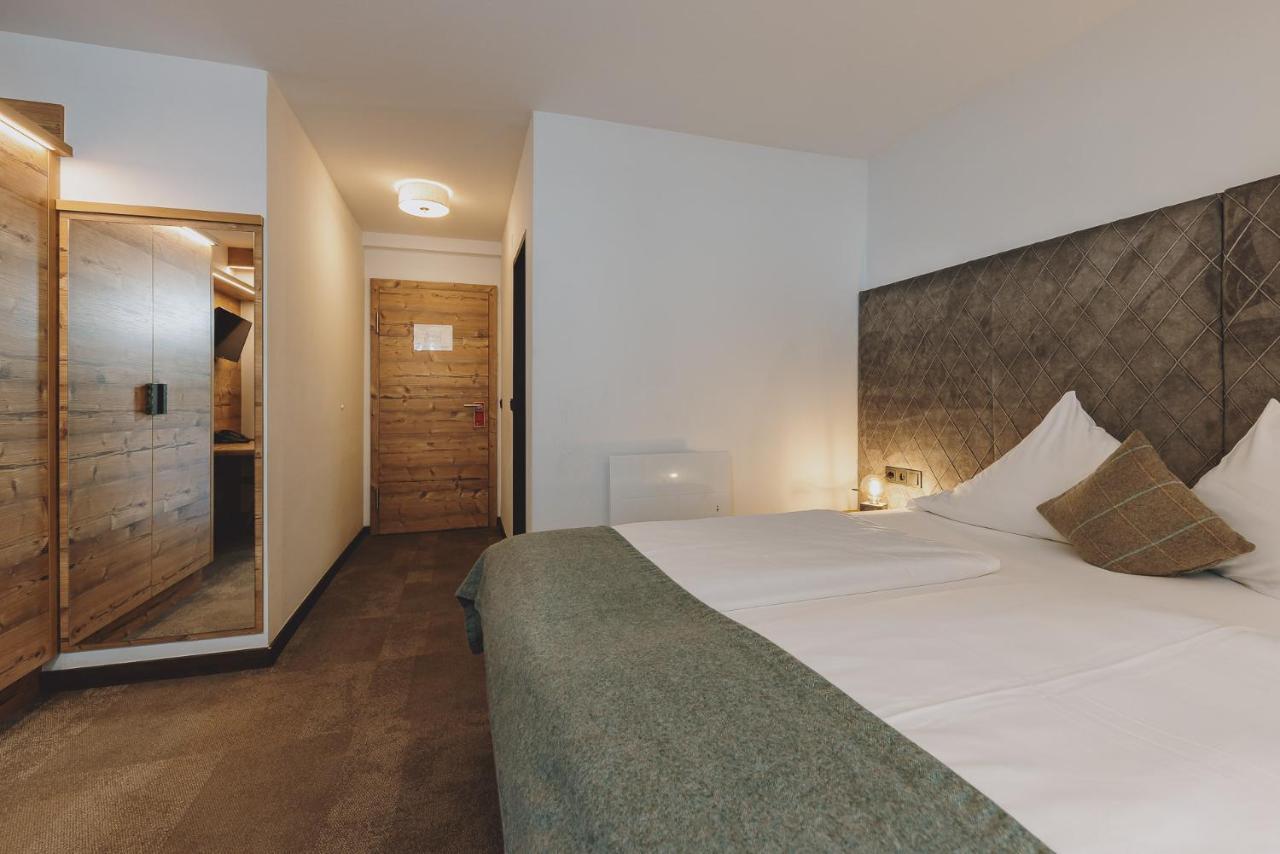 Der Gollinger Hotell Saalbach-Hinterglemm Exteriör bild
