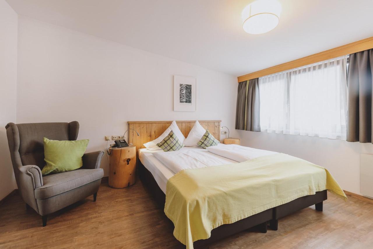 Der Gollinger Hotell Saalbach-Hinterglemm Exteriör bild