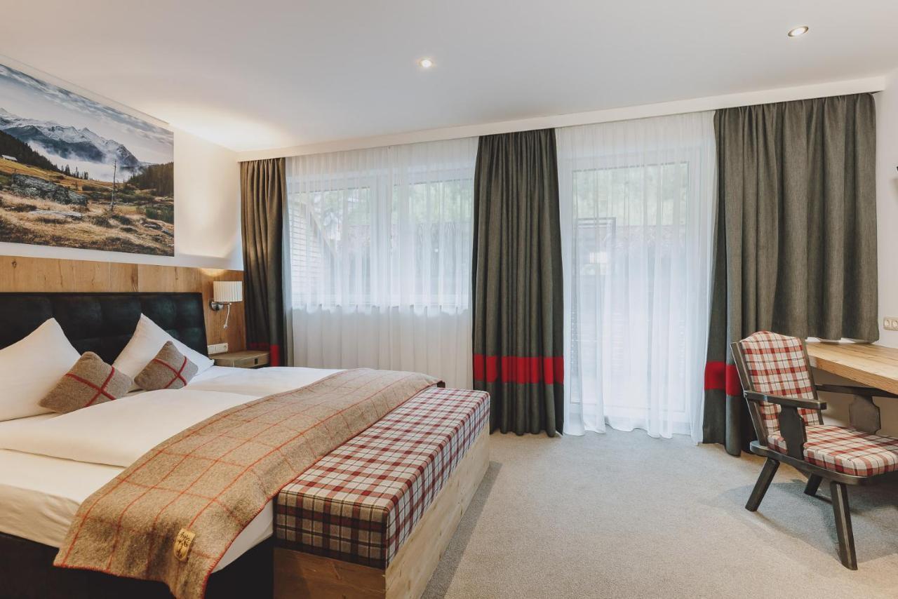 Der Gollinger Hotell Saalbach-Hinterglemm Exteriör bild